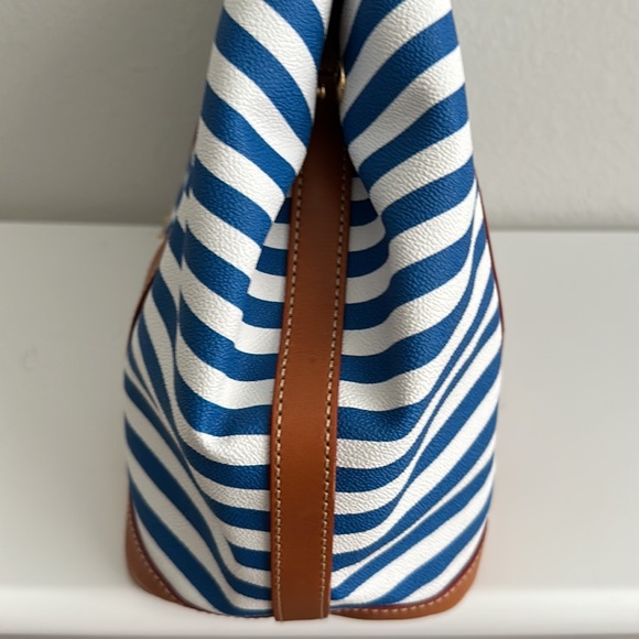 Dooney & Bourke Sullivan Layla Tote - Picture 10 of 13